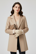 Women’s Gloves with Lined Interior and Folded Cuffs