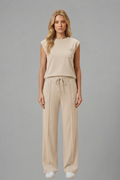Women’s Loungewear Set with Elastic Waistband and Short Sleeves